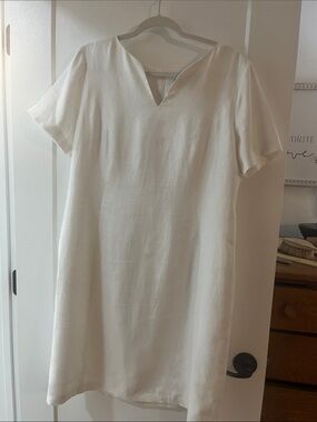 White Linen V-Notch Short-Sleeve Midi Dress